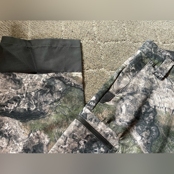 Magellann Outdoors Pro Men’s Pants - Picture 4 of 9